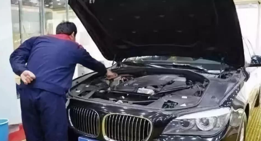 换机油时多4个心眼，就能少花冤枉钱！