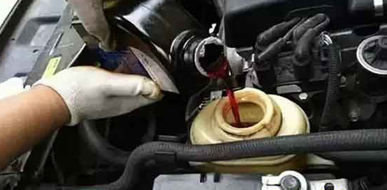 刹车油太多或太少，怎么办？